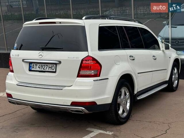 Белый Мерседес ГЛ-класс, объемом двигателя 3 л и пробегом 272 тыс. км за 17500 $, фото 4 на Automoto.ua
