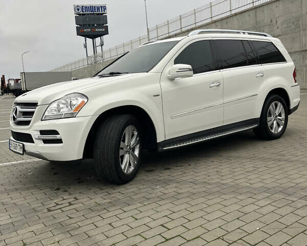 Білий Мерседес ГЛ-Клас, об'ємом двигуна 2.99 л та пробігом 255 тис. км за 17000 $, фото 1 на Automoto.ua