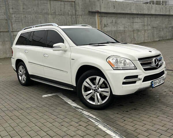 Білий Мерседес ГЛ-Клас, об'ємом двигуна 2.99 л та пробігом 255 тис. км за 17000 $, фото 2 на Automoto.ua