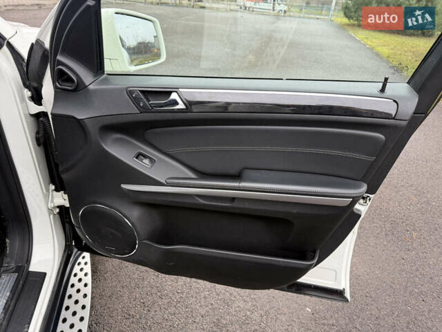 Білий Мерседес ГЛ-Клас, об'ємом двигуна 3 л та пробігом 258 тис. км за 12900 $, фото 26 на Automoto.ua