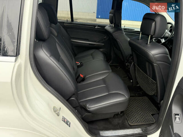 Білий Мерседес ГЛ-Клас, об'ємом двигуна 3 л та пробігом 258 тис. км за 12900 $, фото 32 на Automoto.ua