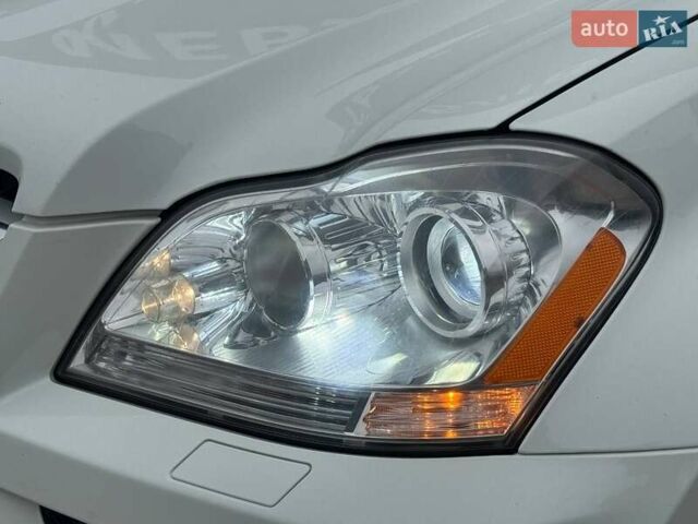 Белый Мерседес ГЛ-класс, объемом двигателя 3 л и пробегом 272 тыс. км за 17500 $, фото 41 на Automoto.ua