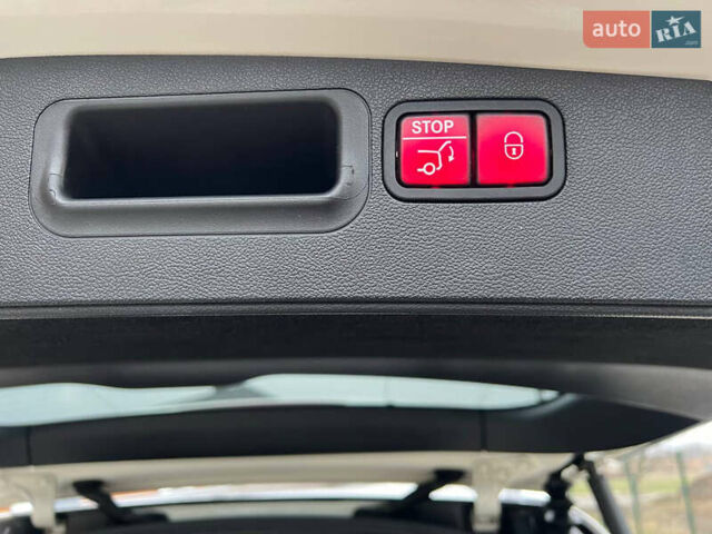Белый Мерседес ГЛ-класс, объемом двигателя 2.99 л и пробегом 220 тыс. км за 21000 $, фото 26 на Automoto.ua