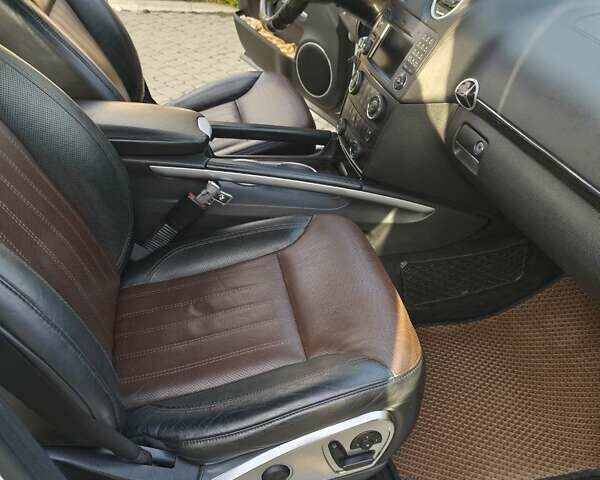 Белый Мерседес ГЛ-класс, объемом двигателя 2.99 л и пробегом 288 тыс. км за 17500 $, фото 16 на Automoto.ua