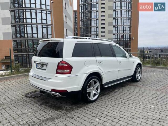 Белый Мерседес ГЛ-класс, объемом двигателя 2.99 л и пробегом 243 тыс. км за 16500 $, фото 5 на Automoto.ua
