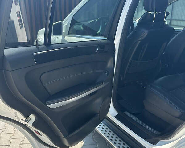 Білий Мерседес ГЛ-Клас, об'ємом двигуна 2.99 л та пробігом 170 тис. км за 17000 $, фото 13 на Automoto.ua