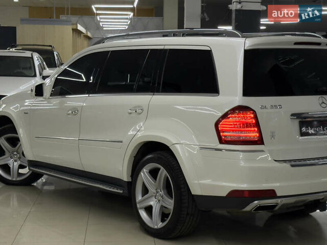 Белый Мерседес ГЛ-класс, объемом двигателя 2.99 л и пробегом 205 тыс. км за 18999 $, фото 13 на Automoto.ua