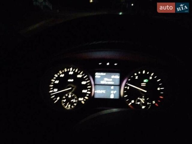 Белый Мерседес ГЛ-класс, объемом двигателя 3 л и пробегом 255 тыс. км за 24300 $, фото 1 на Automoto.ua