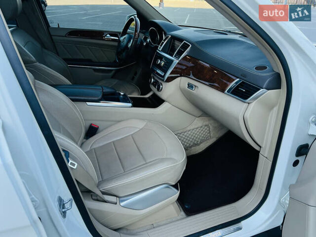 Белый Мерседес ГЛ-класс, объемом двигателя 4.7 л и пробегом 163 тыс. км за 19500 $, фото 24 на Automoto.ua