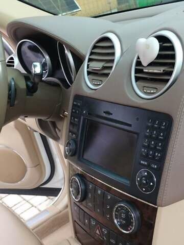 Белый Мерседес ГЛ-класс, объемом двигателя 3 л и пробегом 255 тыс. км за 24300 $, фото 29 на Automoto.ua