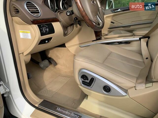 Белый Мерседес ГЛ-класс, объемом двигателя 2.99 л и пробегом 260 тыс. км за 19500 $, фото 6 на Automoto.ua