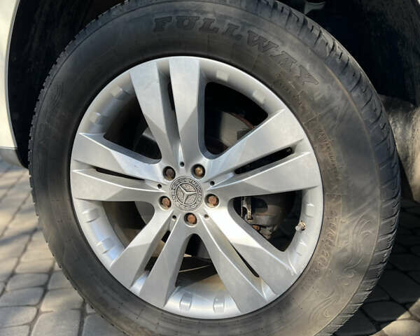 Белый Мерседес ГЛ-класс, объемом двигателя 3 л и пробегом 252 тыс. км за 16500 $, фото 8 на Automoto.ua