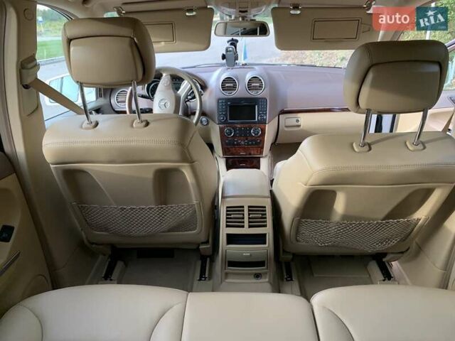 Белый Мерседес ГЛ-класс, объемом двигателя 2.99 л и пробегом 260 тыс. км за 19500 $, фото 1 на Automoto.ua