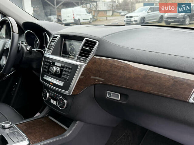 Білий Мерседес ГЛ-Клас, об'ємом двигуна 4.7 л та пробігом 217 тис. км за 19999 $, фото 46 на Automoto.ua