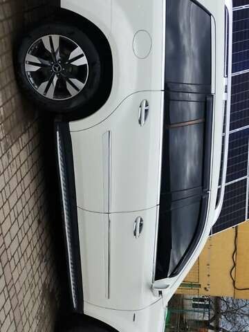 Белый Мерседес ГЛ-класс, объемом двигателя 3 л и пробегом 255 тыс. км за 24300 $, фото 4 на Automoto.ua