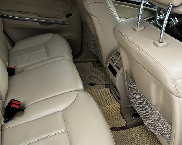 Белый Мерседес ГЛ-класс, объемом двигателя 3 л и пробегом 231 тыс. км за 17700 $, фото 12 на Automoto.ua