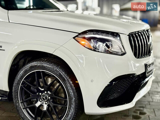 Білий Мерседес ГЛ-Клас, об'ємом двигуна 4.7 л та пробігом 217 тис. км за 19999 $, фото 13 на Automoto.ua