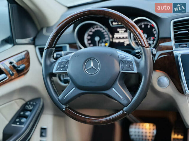 Белый Мерседес ГЛ-класс, объемом двигателя 4.7 л и пробегом 163 тыс. км за 19500 $, фото 29 на Automoto.ua