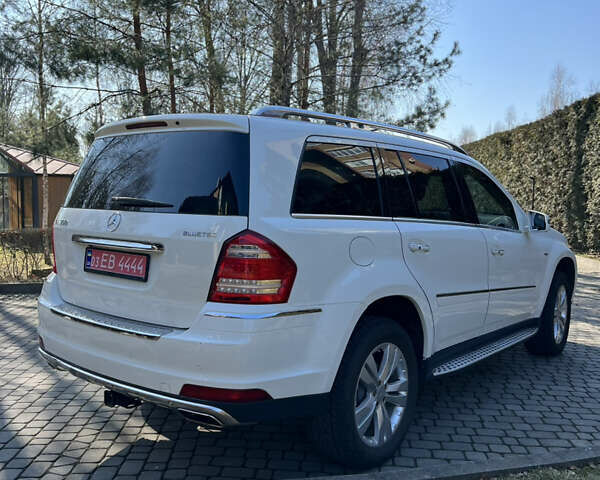 Белый Мерседес ГЛ-класс, объемом двигателя 3 л и пробегом 252 тыс. км за 16500 $, фото 5 на Automoto.ua