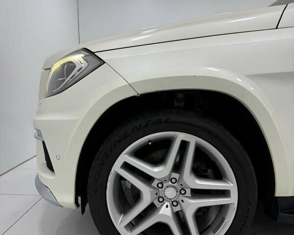 Білий Мерседес ГЛ-Клас, об'ємом двигуна 4.7 л та пробігом 170 тис. км за 18900 $, фото 10 на Automoto.ua