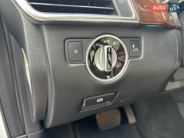 Белый Мерседес ГЛ-класс, объемом двигателя 4.66 л и пробегом 149 тыс. км за 24999 $, фото 38 на Automoto.ua