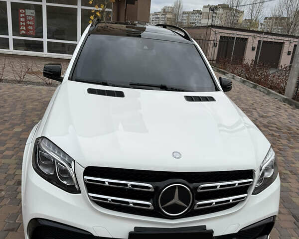 Белый Мерседес ГЛ-класс, объемом двигателя 2.99 л и пробегом 282 тыс. км за 29900 $, фото 2 на Automoto.ua