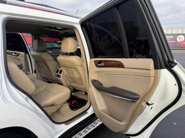 Білий Мерседес ГЛ-Клас, об'ємом двигуна 3 л та пробігом 224 тис. км за 24999 $, фото 13 на Automoto.ua