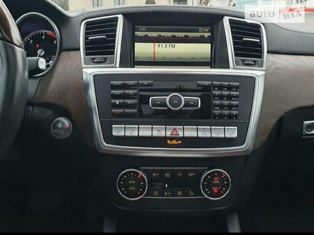 Білий Мерседес ГЛ-Клас, об'ємом двигуна 3 л та пробігом 260 тис. км за 27300 $, фото 14 на Automoto.ua