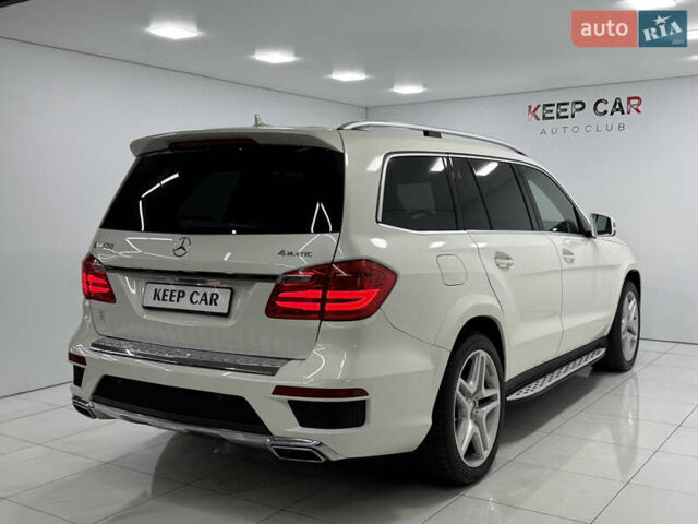 Білий Мерседес ГЛ-Клас, об'ємом двигуна 4.7 л та пробігом 170 тис. км за 18900 $, фото 6 на Automoto.ua