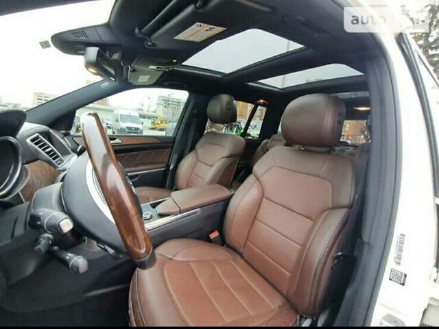 Білий Мерседес ГЛ-Клас, об'ємом двигуна 3 л та пробігом 260 тис. км за 27300 $, фото 10 на Automoto.ua