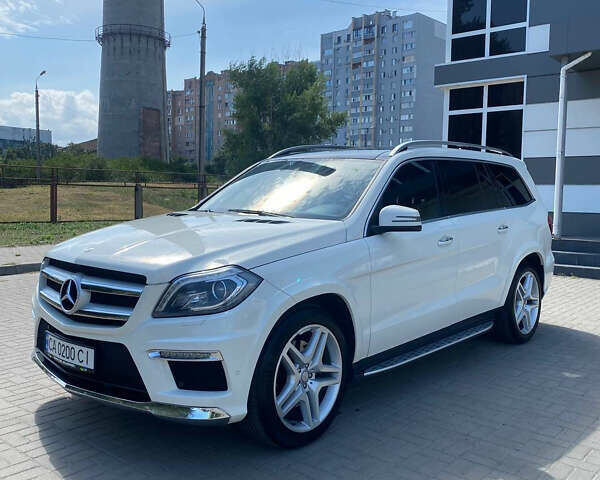 Білий Мерседес ГЛ-Клас, об'ємом двигуна 4.66 л та пробігом 178 тис. км за 18000 $, фото 5 на Automoto.ua