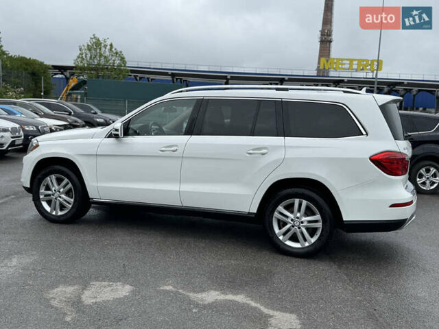 Белый Мерседес ГЛ-класс, объемом двигателя 3 л и пробегом 242 тыс. км за 20400 $, фото 11 на Automoto.ua