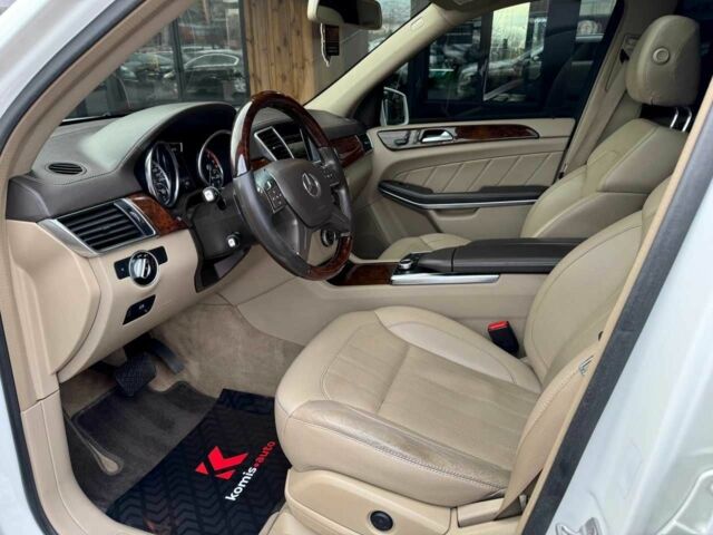 Білий Мерседес ГЛ-Клас, об'ємом двигуна 3 л та пробігом 224 тис. км за 24999 $, фото 6 на Automoto.ua