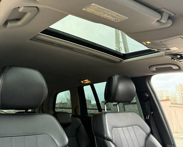 Белый Мерседес ГЛ-класс, объемом двигателя 2.99 л и пробегом 282 тыс. км за 29900 $, фото 13 на Automoto.ua