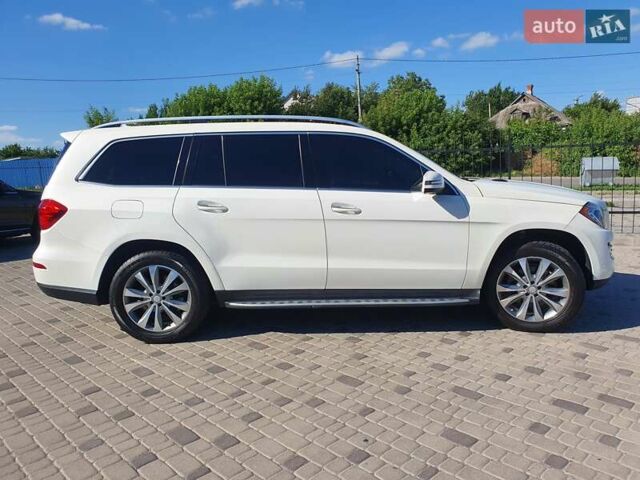 Белый Мерседес ГЛ-класс, объемом двигателя 3 л и пробегом 155 тыс. км за 31900 $, фото 6 на Automoto.ua