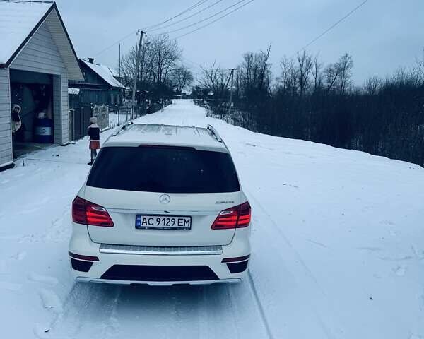 Білий Мерседес ГЛ-Клас, об'ємом двигуна 4.66 л та пробігом 228 тис. км за 21500 $, фото 3 на Automoto.ua