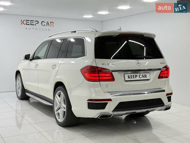 Білий Мерседес ГЛ-Клас, об'ємом двигуна 4.7 л та пробігом 170 тис. км за 18900 $, фото 5 на Automoto.ua