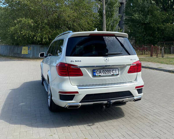 Білий Мерседес ГЛ-Клас, об'ємом двигуна 4.66 л та пробігом 178 тис. км за 18000 $, фото 1 на Automoto.ua