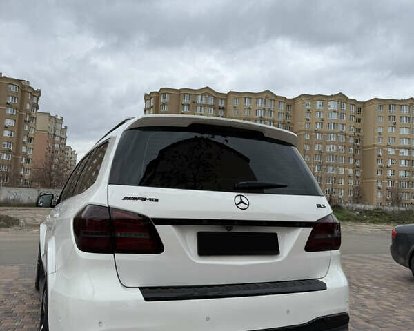 Белый Мерседес ГЛ-класс, объемом двигателя 2.99 л и пробегом 282 тыс. км за 29900 $, фото 5 на Automoto.ua
