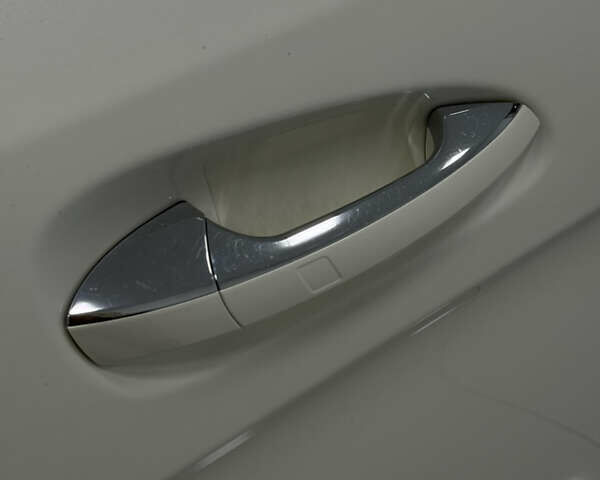 Білий Мерседес ГЛ-Клас, об'ємом двигуна 4.7 л та пробігом 170 тис. км за 18900 $, фото 11 на Automoto.ua