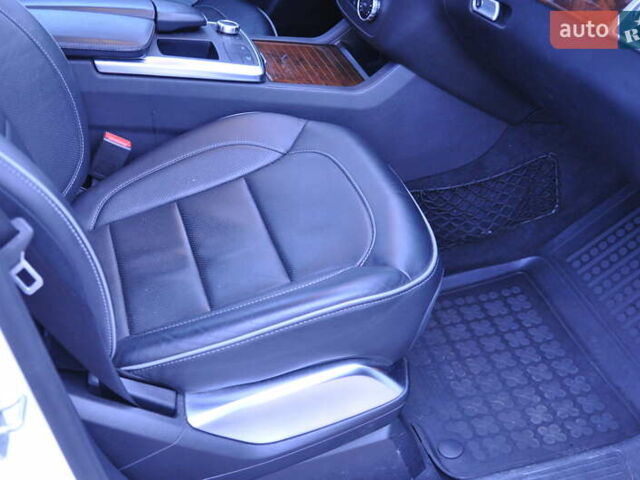 Белый Мерседес ГЛ-класс, объемом двигателя 3 л и пробегом 185 тыс. км за 27450 $, фото 17 на Automoto.ua