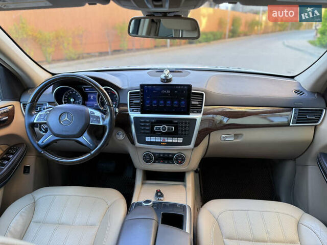 Білий Мерседес ГЛ-Клас, об'ємом двигуна 3 л та пробігом 250 тис. км за 24999 $, фото 63 на Automoto.ua