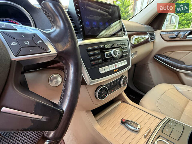 Білий Мерседес ГЛ-Клас, об'ємом двигуна 3 л та пробігом 250 тис. км за 24999 $, фото 36 на Automoto.ua