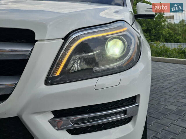 Білий Мерседес ГЛ-Клас, об'ємом двигуна 4.66 л та пробігом 172 тис. км за 29999 $, фото 26 на Automoto.ua