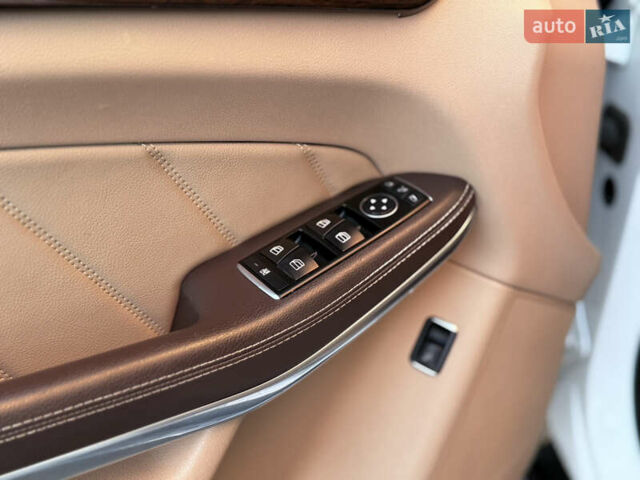 Білий Мерседес ГЛ-Клас, об'ємом двигуна 3 л та пробігом 250 тис. км за 24999 $, фото 29 на Automoto.ua