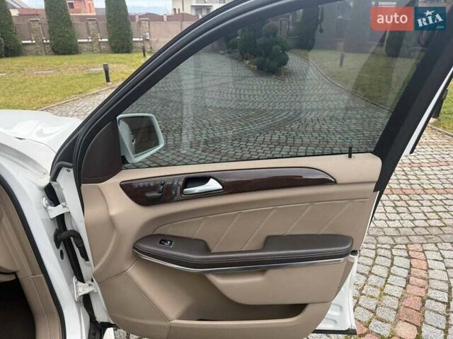 Белый Мерседес ГЛ-класс, объемом двигателя 2.99 л и пробегом 240 тыс. км за 24900 $, фото 8 на Automoto.ua