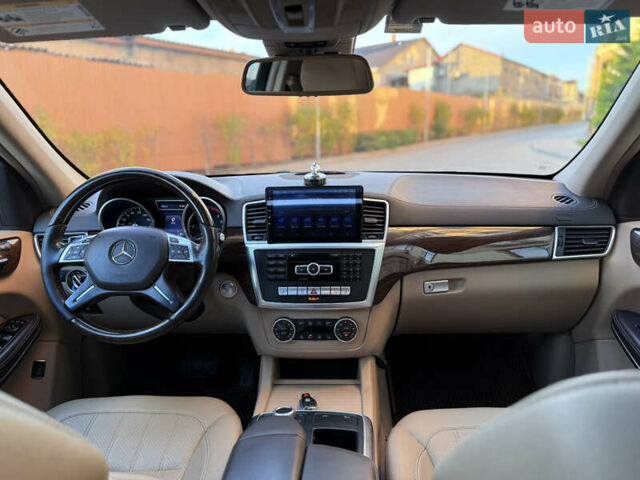 Білий Мерседес ГЛ-Клас, об'ємом двигуна 3 л та пробігом 250 тис. км за 24999 $, фото 62 на Automoto.ua