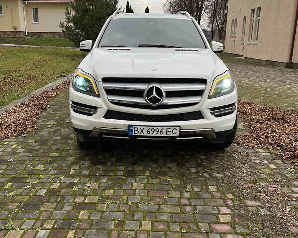 Белый Мерседес ГЛ-класс, объемом двигателя 4.66 л и пробегом 178 тыс. км за 29999 $, фото 1 на Automoto.ua
