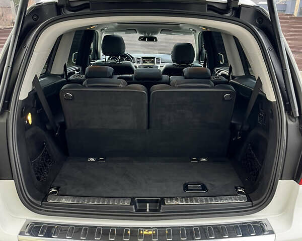 Белый Мерседес ГЛ-класс, объемом двигателя 2.99 л и пробегом 182 тыс. км за 24500 $, фото 39 на Automoto.ua