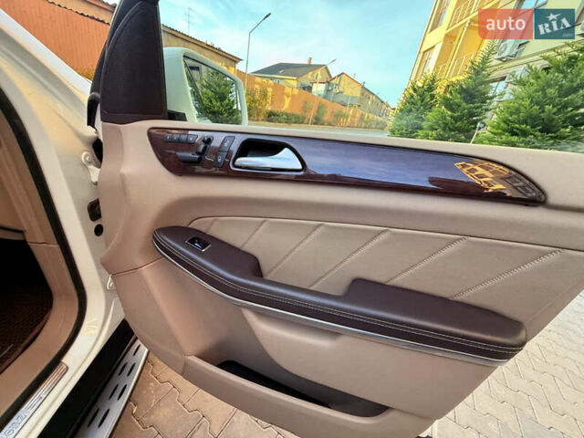 Білий Мерседес ГЛ-Клас, об'ємом двигуна 3 л та пробігом 250 тис. км за 24999 $, фото 68 на Automoto.ua